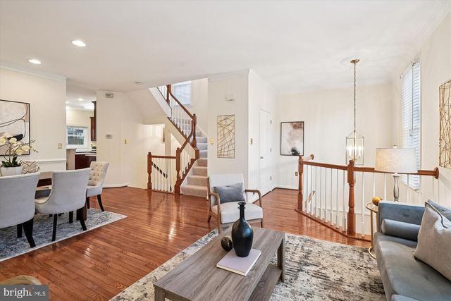 4100 KENTMERE SQ, Fairfax, VA 22030