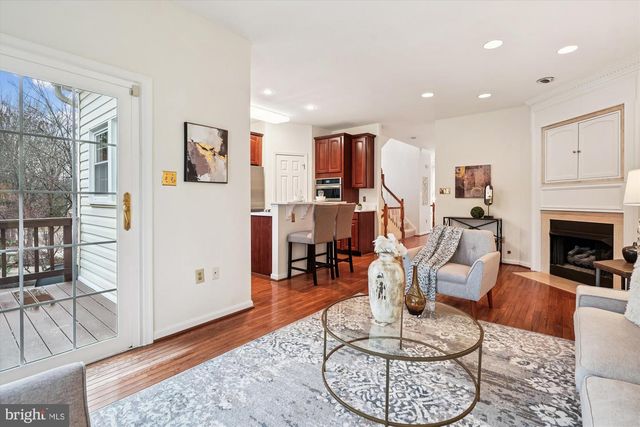 4100 KENTMERE SQ, Fairfax, VA 22030