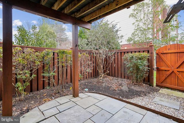 4100 KENTMERE SQ, Fairfax, VA 22030