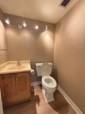 21800 Morley Avenue 1205, Dearborn, MI 48124