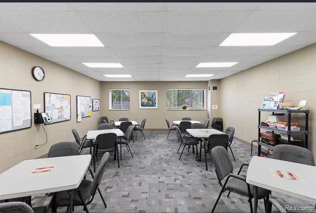 21800 Morley Avenue 1205, Dearborn, MI 48124