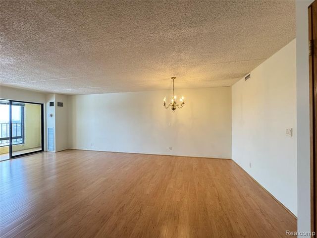 21800 Morley Avenue 1205, Dearborn, MI 48124