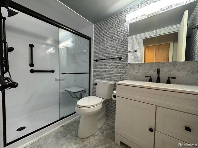 21800 Morley Avenue 1205, Dearborn, MI 48124