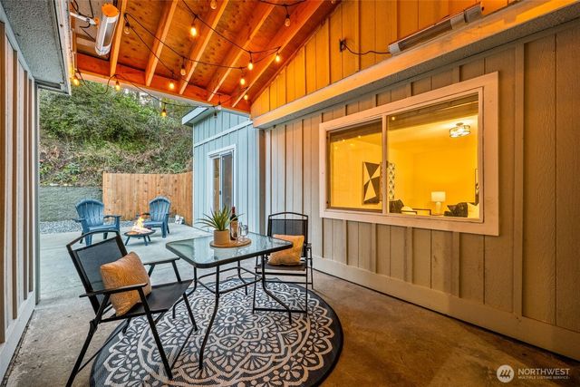 7005 54th Avenue NW, Gig Harbor, WA 98335