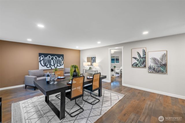 7005 54th Avenue NW, Gig Harbor, WA 98335