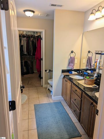 215 Longmont Drive, Boiling Springs, SC 29316