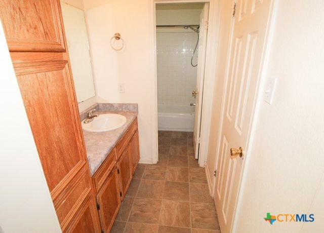 2601 Coach Drive, Killeen, TX 76543