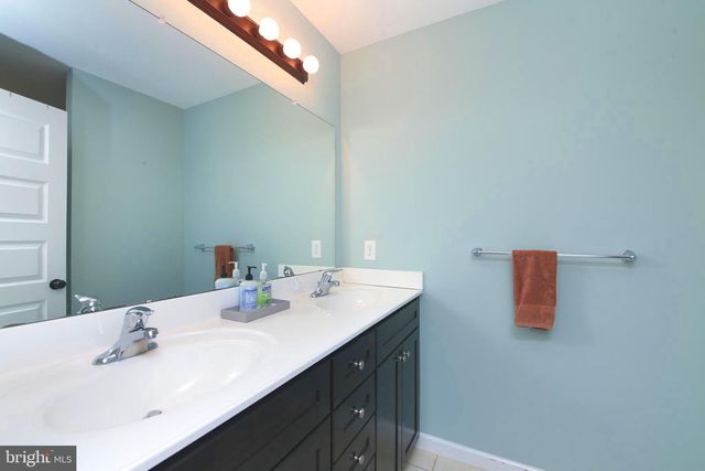 346 ROBERTS AVE, Conshohocken, PA 19428