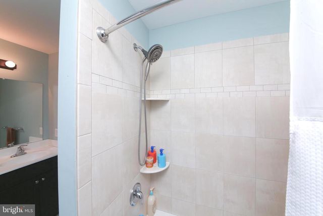 346 ROBERTS AVE, Conshohocken, PA 19428