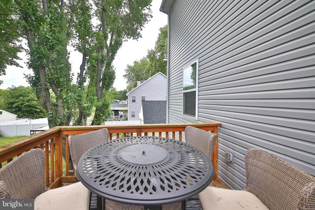 346 ROBERTS AVE, Conshohocken, PA 19428