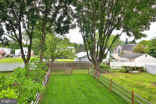 346 ROBERTS AVE, Conshohocken, PA 19428