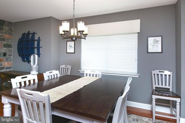 346 ROBERTS AVE, Conshohocken, PA 19428