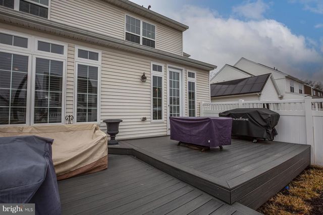 1137 ESBENSHADE DR, Lancaster, PA 17601