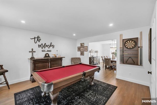 22 Fox Boro Road, Wayne, NJ 07470