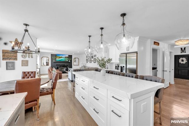 22 Fox Boro Road, Wayne, NJ 07470