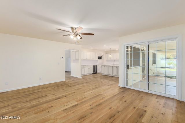 1211 W Hayward Avenue, Phoenix, AZ 85021