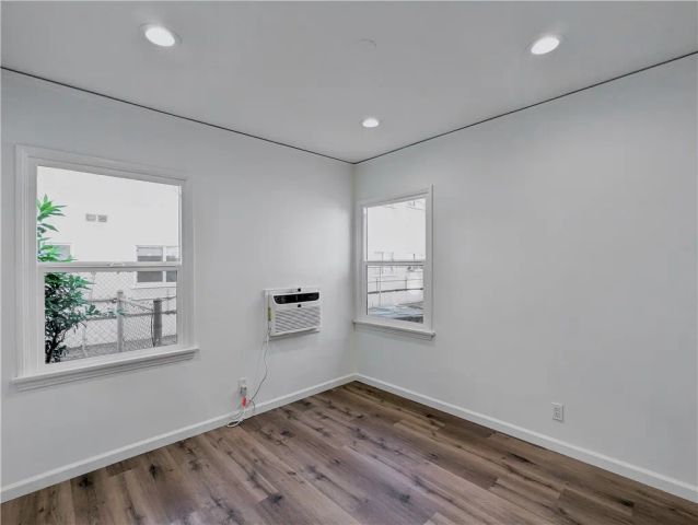 10931 Whipple Street, Studio City, CA 91602