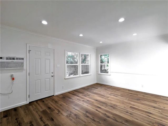 10931 Whipple Street, Studio City, CA 91602