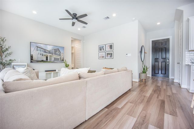 9907 Prairie Silo Lane, Houston, TX 77080