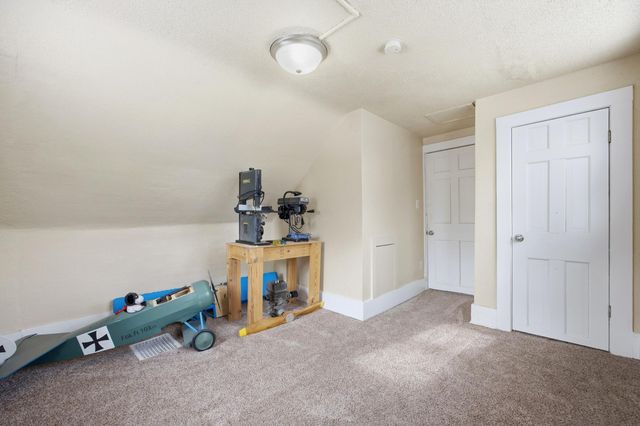 1622 7th Avenue S, Fargo, ND 58103