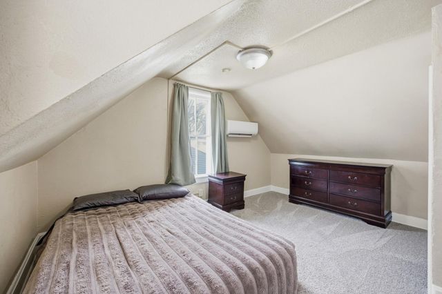 1622 7th Avenue S, Fargo, ND 58103