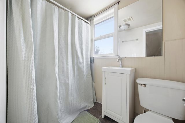 1622 7th Avenue S, Fargo, ND 58103