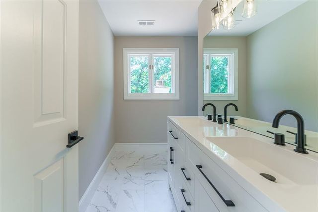 4010 Paper Mill Road SE, Marietta, GA 30067