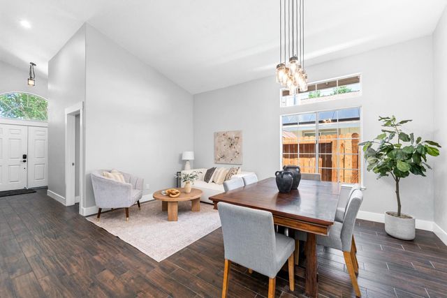 3425 Rachel Ct, Loomis, CA 95650