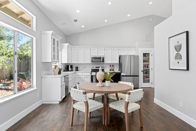 3425 Rachel Ct, Loomis, CA 95650