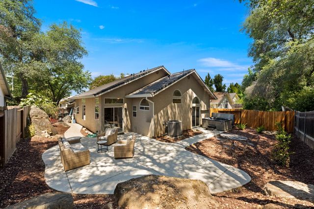 3425 Rachel Ct, Loomis, CA 95650
