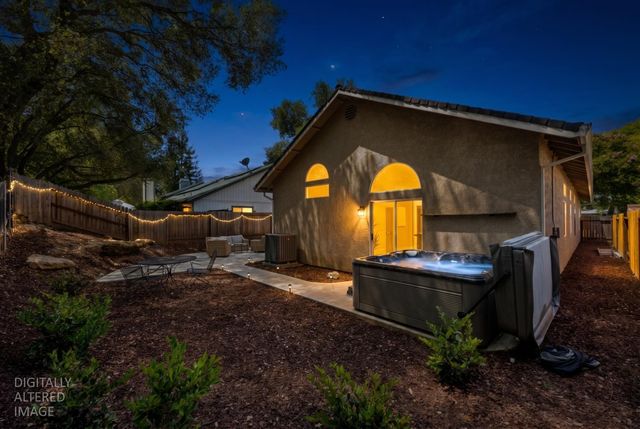 3425 Rachel Ct, Loomis, CA 95650