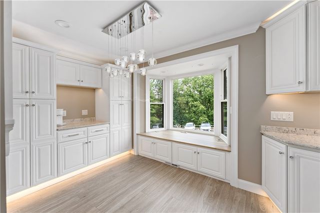 329 Nature Trail Ln, Murrysville, PA 15668