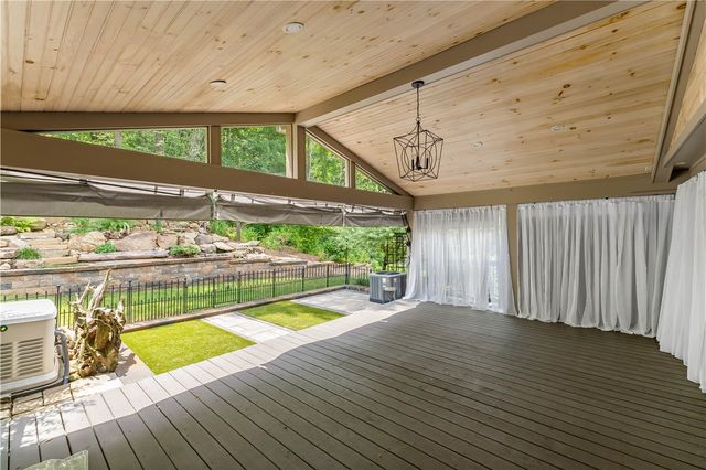 329 Nature Trail Ln, Murrysville, PA 15668