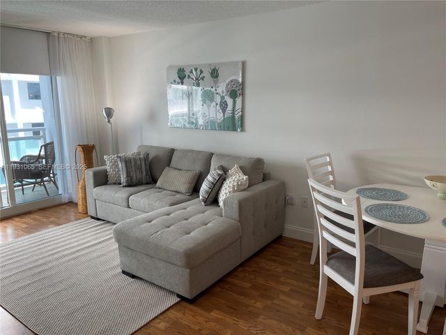 6917 Collins Ave 1008, Miami Beach, FL 33141