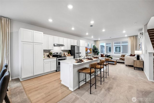 32360 Vine Avenue SE, Black Diamond, WA 98010