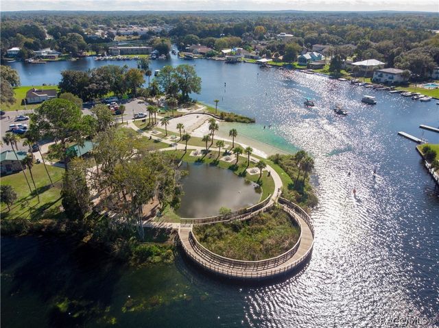 254 W Doerr Path, Hernando, FL 34442