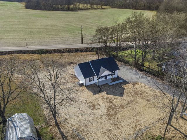 7 Orchard Cemetery Rd, Petersburg, TN 37144