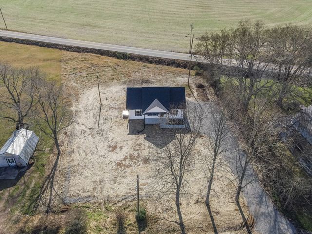 7 Orchard Cemetery Rd, Petersburg, TN 37144