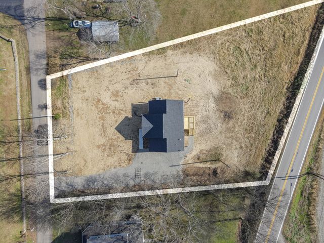 7 Orchard Cemetery Rd, Petersburg, TN 37144