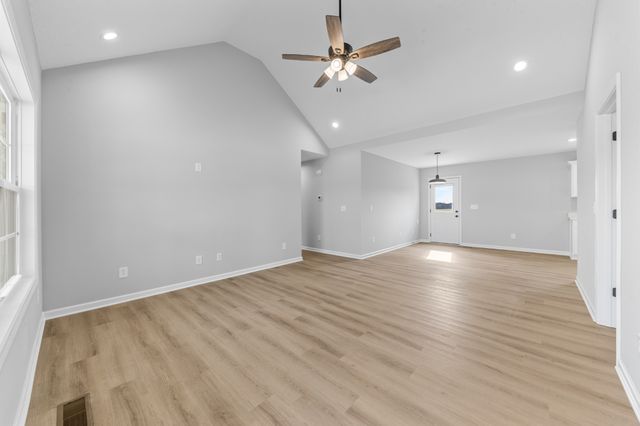 7 Orchard Cemetery Rd, Petersburg, TN 37144