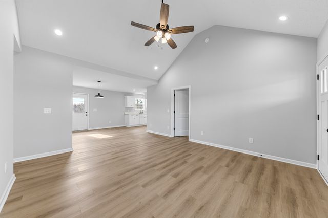 7 Orchard Cemetery Rd, Petersburg, TN 37144