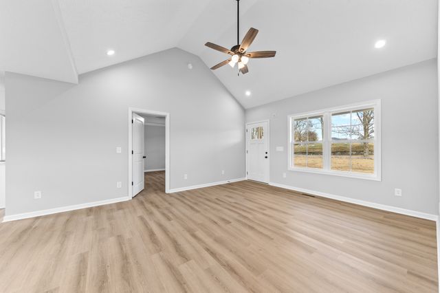 7 Orchard Cemetery Rd, Petersburg, TN 37144