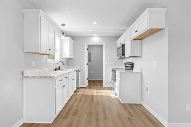 7 Orchard Cemetery Rd, Petersburg, TN 37144