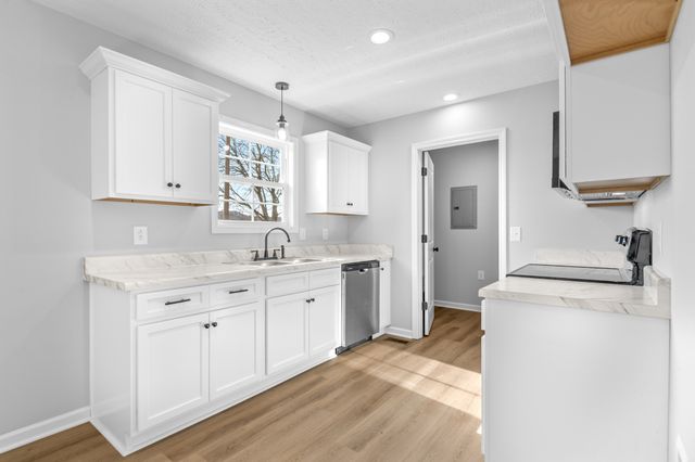 7 Orchard Cemetery Rd, Petersburg, TN 37144