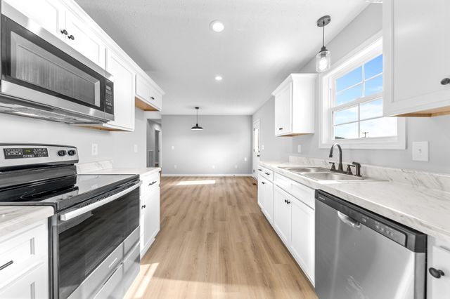 7 Orchard Cemetery Rd, Petersburg, TN 37144