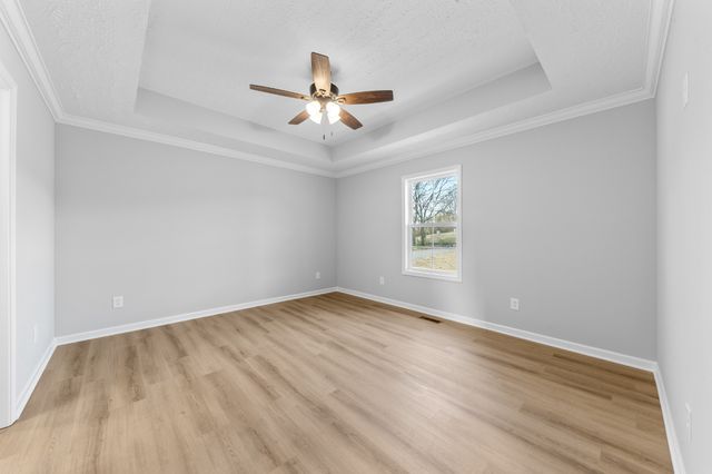 7 Orchard Cemetery Rd, Petersburg, TN 37144