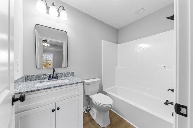 7 Orchard Cemetery Rd, Petersburg, TN 37144