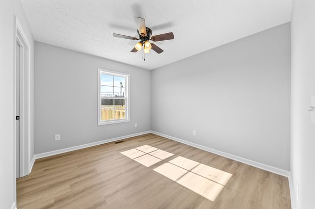 7 Orchard Cemetery Rd, Petersburg, TN 37144