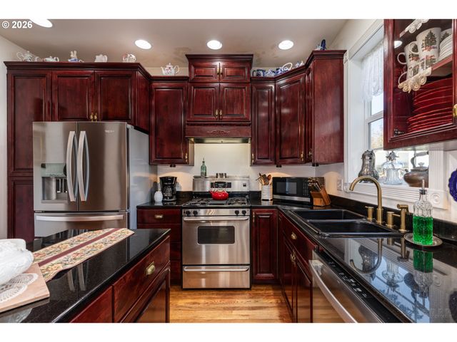 34085 BERG Rd, Warren, OR 97053