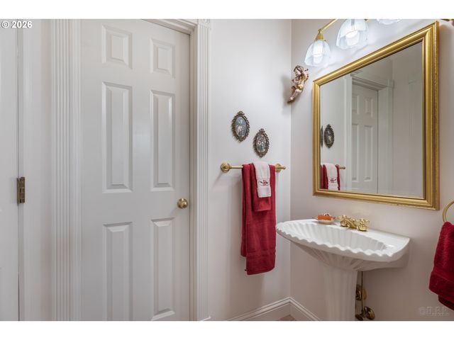 34085 BERG Rd, Warren, OR 97053
